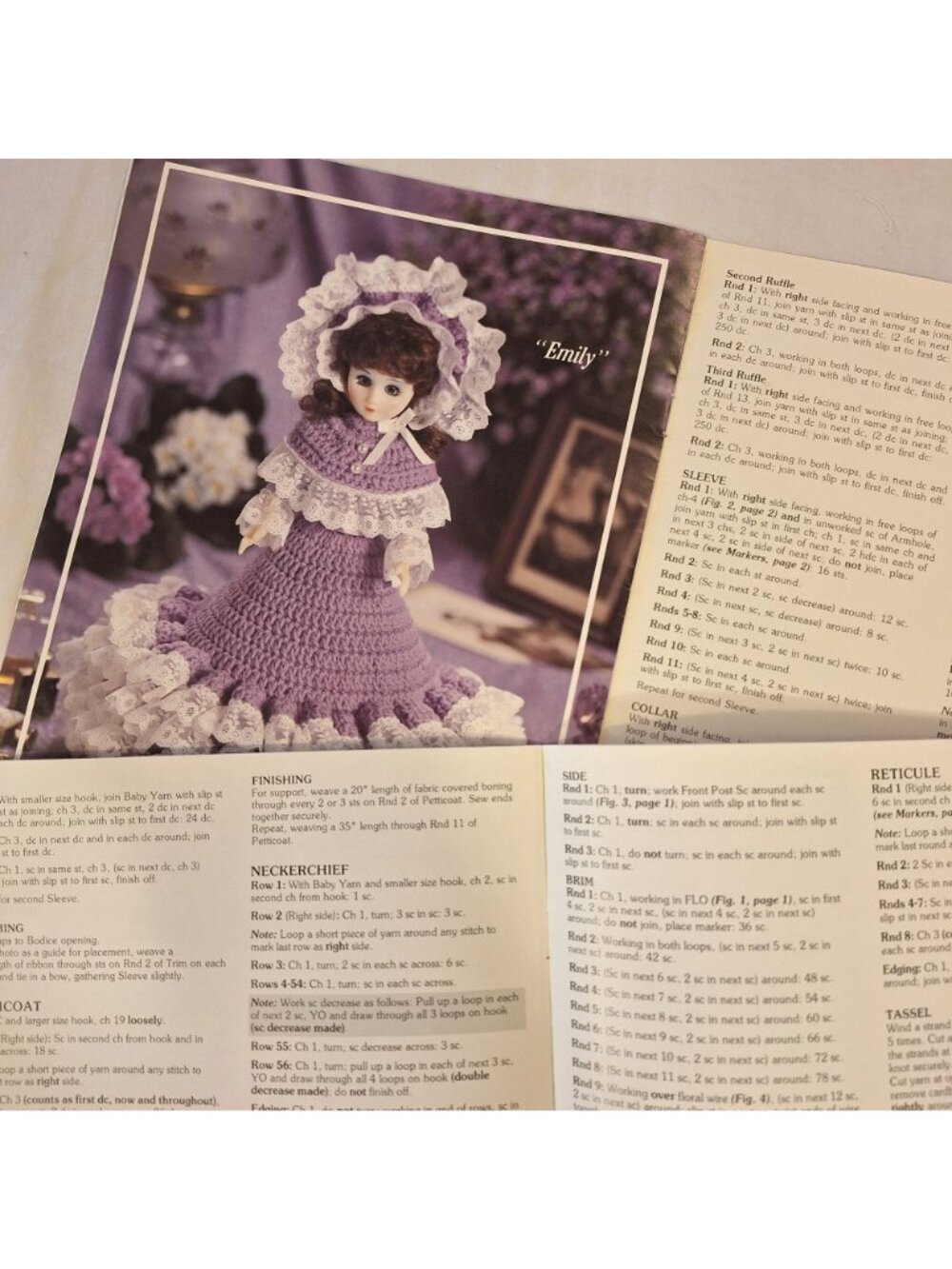 American Heritage Dolls Crochet Ladies Colonial Old South Elizabeth Pattern Book - Picture 3 of 6